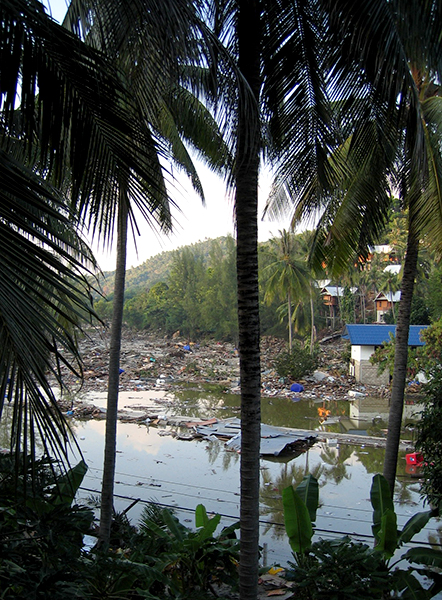 Tsunami Thailand Phi Phi Island 2004